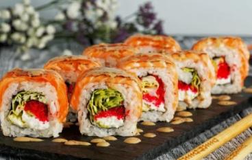 «Муракай» — тёплый характер японского вкуса: фирменный ролл от «МаМа МИА»